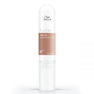 Emulsie Profesionala pentru Par Deteriorat - Wella Professionals Fusion de Reparare si Fortifiere, 50 ml